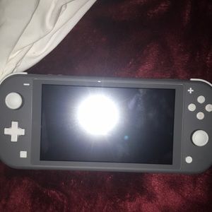 7 games plus yearly subscription and case included